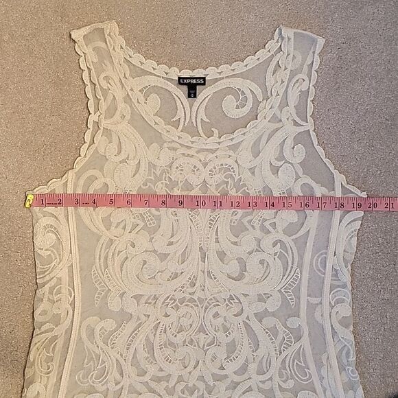 Express ivory lace tank top med - Picture 6 of 11